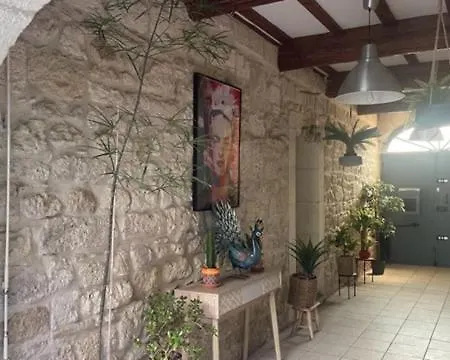 Le Rouget Apartment Beaucaire (Gard)