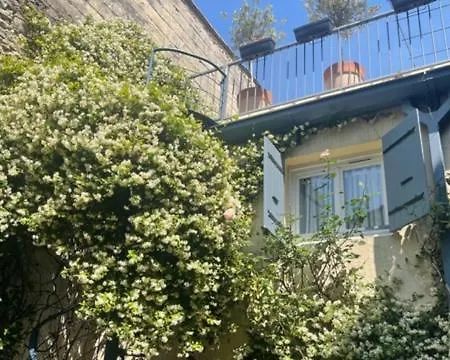 Apartman Le Rouget Beaucaire