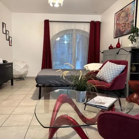 Apartment Le Rouget Beaucaire (Gard)